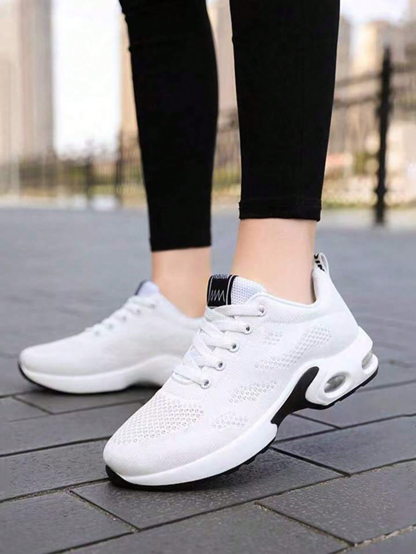 Nouvelles baskets orthopédique - Sneaker Box avis et prix